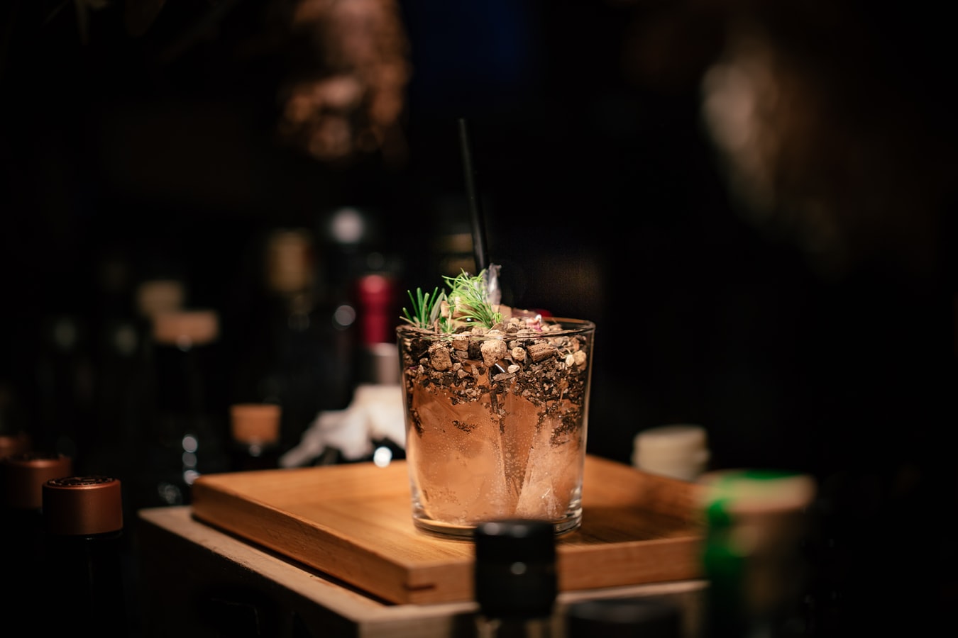 Barmanii celui mai exclusivist cocktail bar din Aviatorilor impartasesc secretele bauturii perfecte